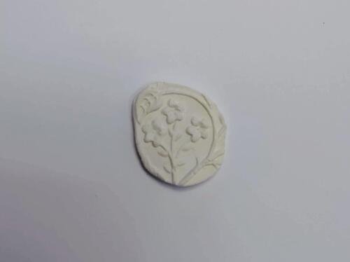 Moulage en pâte auto-durcissante motifs de myosotis